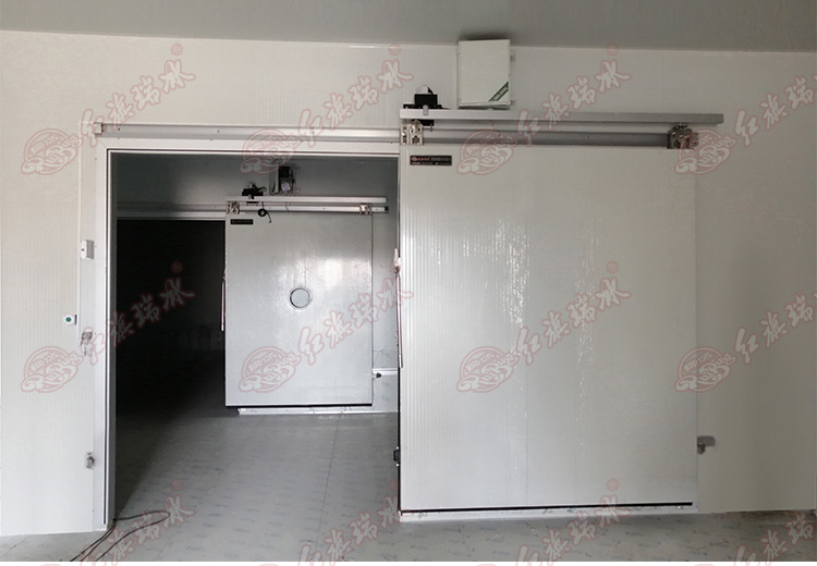 冷庫(kù)門(mén)